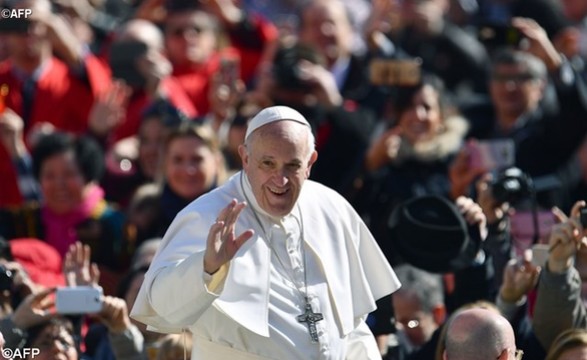 “ Amar como Deus nos ama sem hipocrisia” Papa na audiência