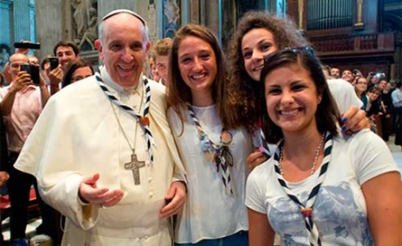 Papa convida adolescentes a serem discípulos de Jesus