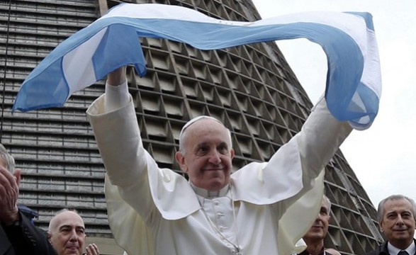 Papa Francisco pede orações por sua viagem à América Latina