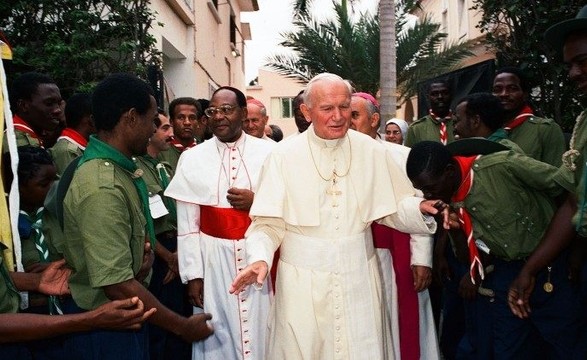 Angola: Primeira visita de um Papa aconteceu em Junho de 1992