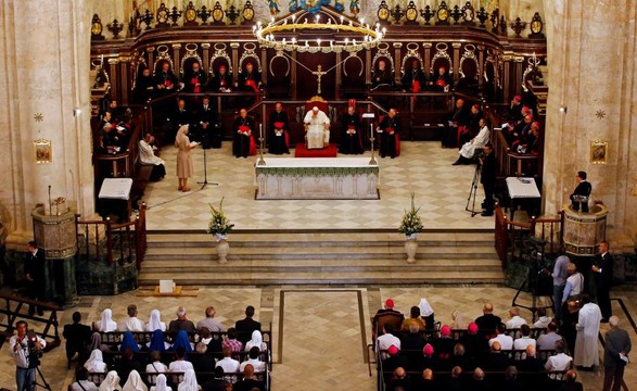 Papa ao clero em Cuba: viver na pobreza e na misericórdia