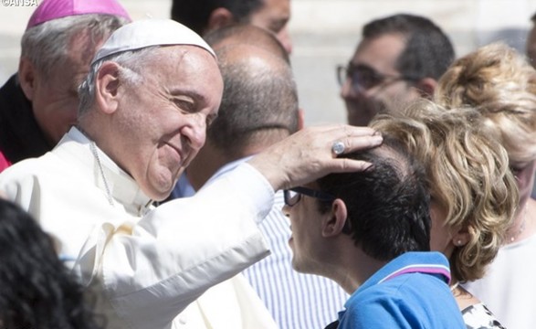 “Ter a coragem de chamar Deus com o nome de Pai” Papa na audiência 