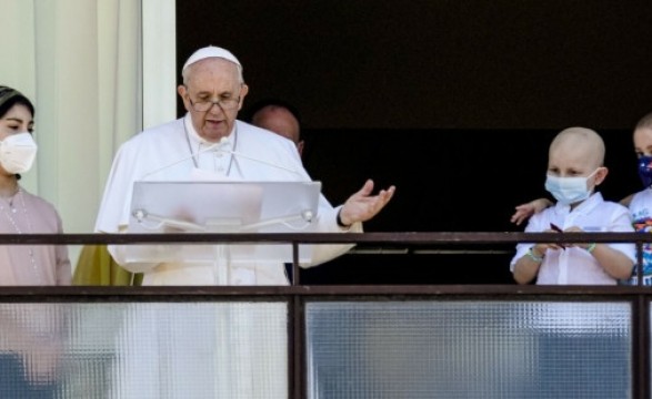 Papa sublinha importância dos sistemas de saúde e agradece quem o acompanhou