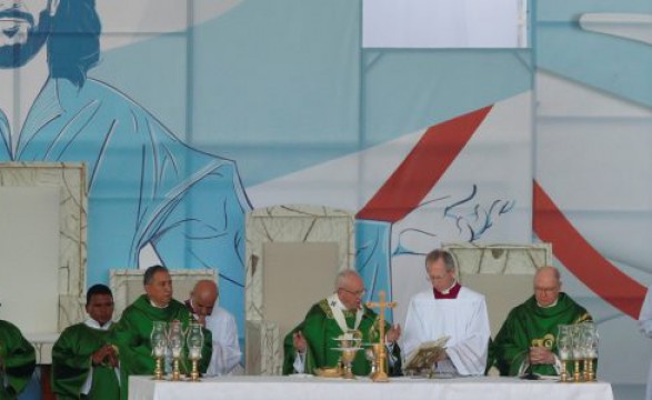 Papa despede-se do panamá com apelos sobre multiplicação da esperança