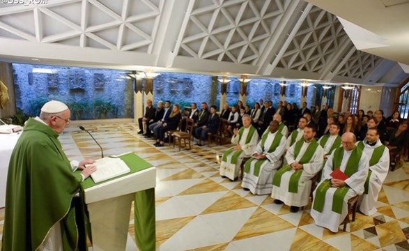 “A beleza de Deus é eterna” afirma Papa Francisco