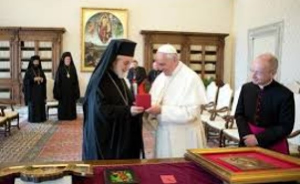 Papa Francisco recebe comité católico para a colaboração cultural das igrejas ortodoxas