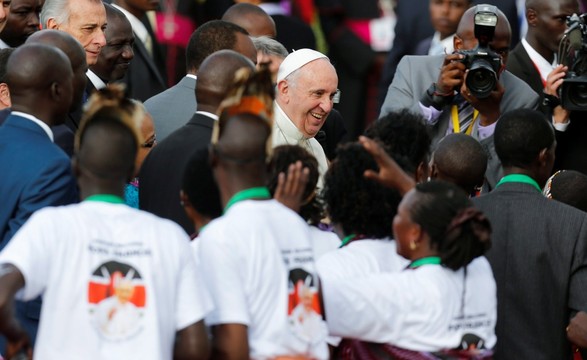 Papa Francisco já está no Quénia