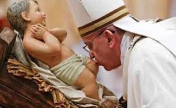 Na noite de Natal Papa Francisco telefona aos refugiados no Iraque