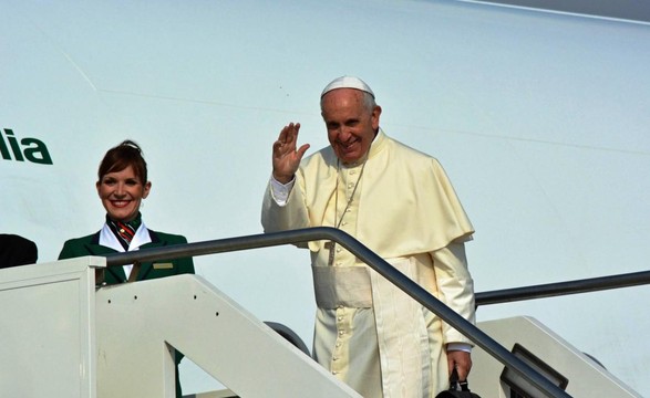 Francisco vai ser o terceiro Papa a usar aeroporto de Monte Real