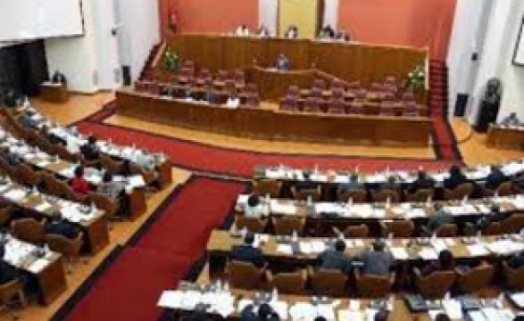 Lei do investimento privado em debate no parlamento