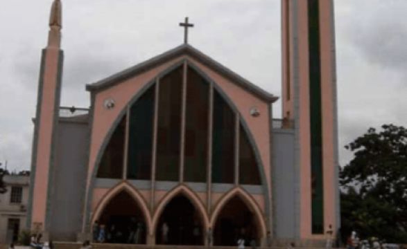 Paróquia de Nªsrª de Fátima acolhe missa de acção de graças pelos 444 anos de Luanda