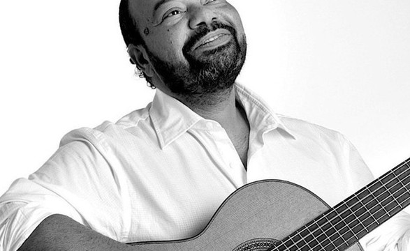 Paulo Flores a caminho do Vaticano, músico promete levar as preocupações dos angolanos
