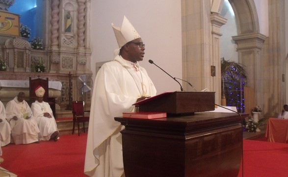 Cristo é fonte de amor considera bispo auxiliar de Luanda