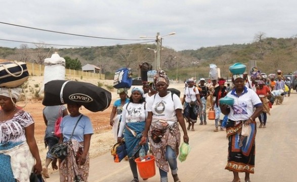 Muxima peregrinos dão cor ao Santuário