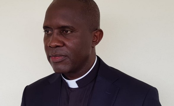 Papa nomeou Padre Leopoldo Ndakalako bispo da Diocese de Menongue 