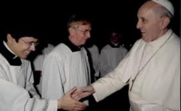“Padre-homem de misericórdia e compaixão, como Jesus” Papa fala aos padres de Roma 