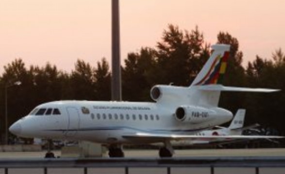 Estado autoriza avião de Morales a sobrevoar espaço aéreo português