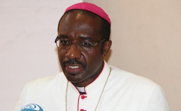 Descriminalizar o aborto é decretar o assassinato diz Dom Imbamba