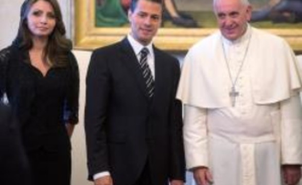 Presidente do México recebido pelo Papa Francisco