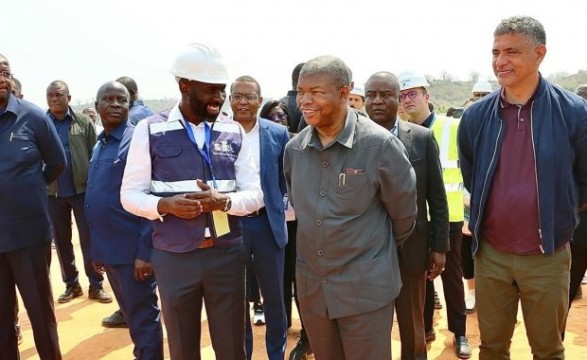 Presidente da República volta a visitar obras de abastecimento de água em Luanda