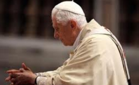 Oração revela sentido da história diz Papa