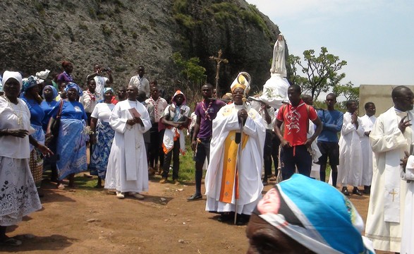 Peregrinação ao santuário do Pungo Andongo, termina com fortes apelos a paz e a reconciliação nacional 