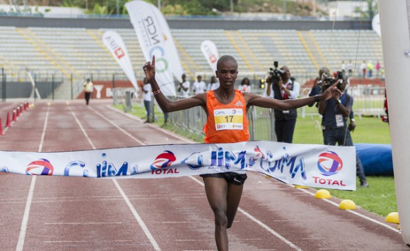 Mokua Nyandusi vence São Silvestre 2018