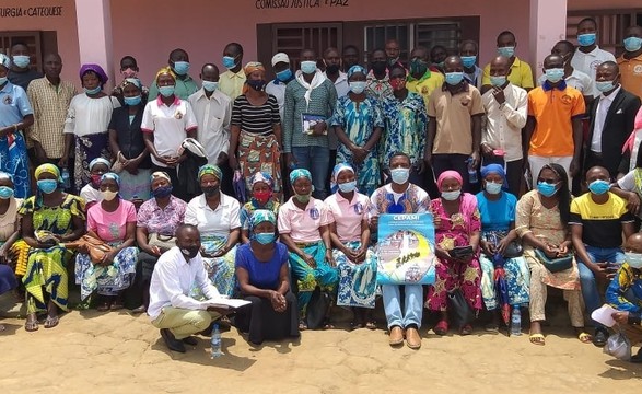Refugiados em Angola com acesso dificultado aos serviços hospitalares