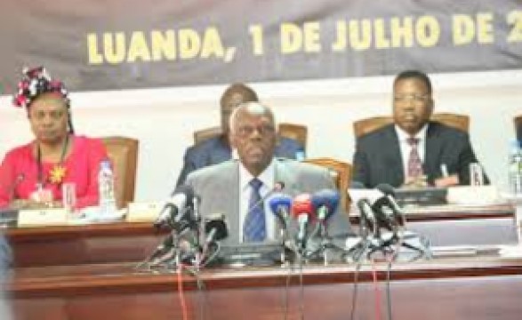 PR José Eduardo dos Santos lamenta incidentes do Cubal