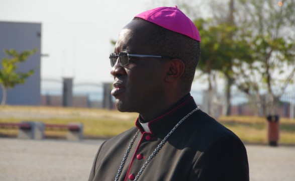 Bispo de Menongue apresenta preocupações sociais ao PR