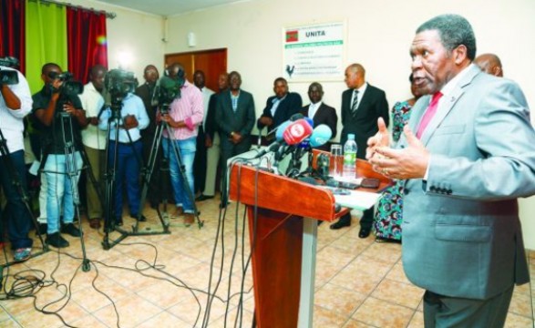 Presidente da UNITA acha subversiva a estratégia do MPLA em relação as autarquias  