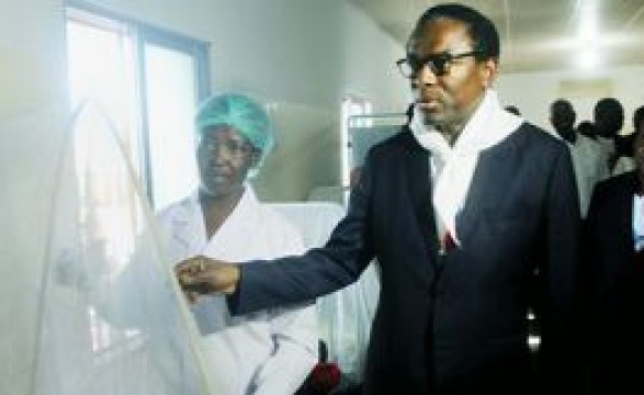 Ministro da saúde considera que há uma redução de casos de malária no país