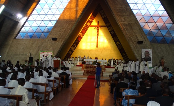 Dom Jaca ordena este Domingo 7 diáconos 11Sacerdotes