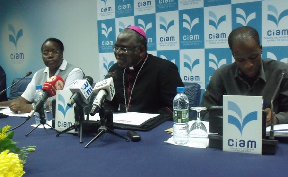 Bispos católicos de África a caminho de Angola