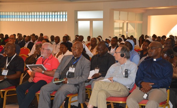 Decorre no Nova Vida a semana teológica internacional de Luanda