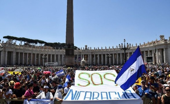 Papa convida a continuar o diálogo na Nicarágua