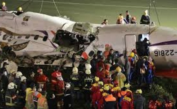 31 Mortos e 15 feridos no acidente aéreo em Taiwan