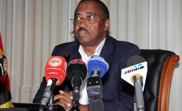 Tavares despede – se da comissão administrativa de Luanda