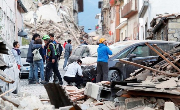 Terramoto em ilha italiana faz um morto e 25 feridos