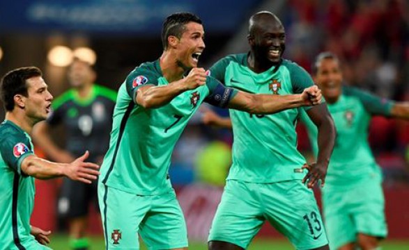 Cristiano e Nani colocam tugas na final do Euro