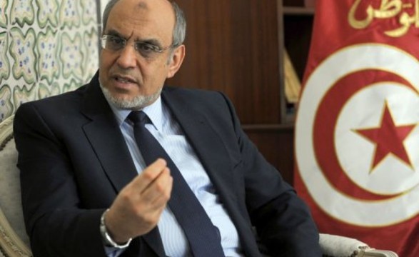 Premier da Tunísia iniciará negociações para superar crise