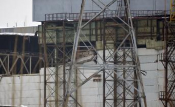 Telhado e parede desabam no complexo nuclear de Chernobyl