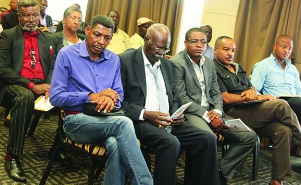 Ministra da Cultura quer espírito solidário na UNAC-SA