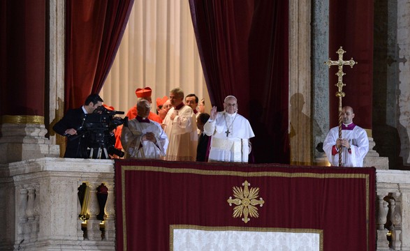 Jorge Mario Bergoglio é o novo Papa