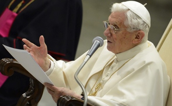 Papa assegura que renuncia em plena liberdade para o bem da Igreja