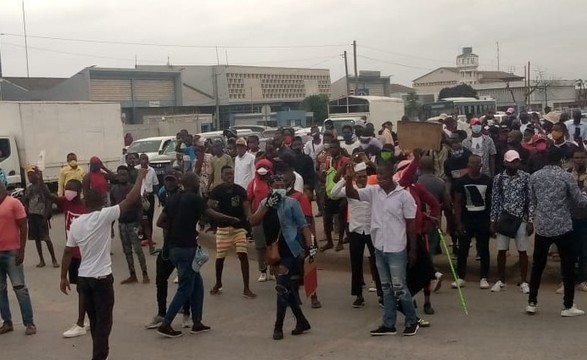 Manifestações resultam de promessas não cumpridas dizem Bispo de Caxito