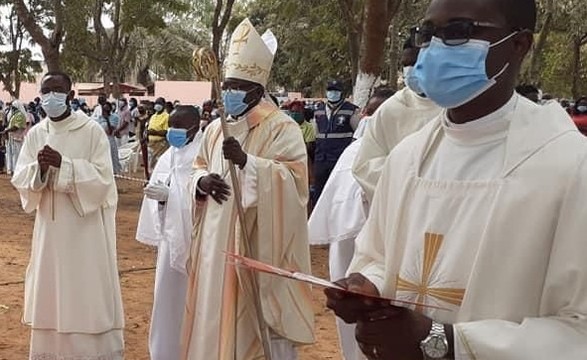 D. Emílio aponta novas linhas que vão marcar a acção pastoral da Diocese