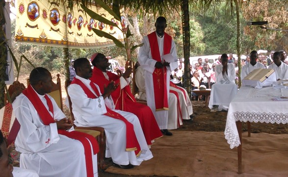 Bispo encerra peregrinação a paróquia de Santo António de Kahenda