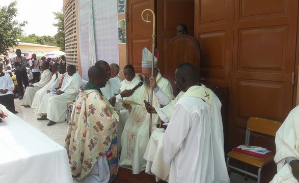 Paróquia da boa nova em Viana passa a administração de sacerdotes do clero secular