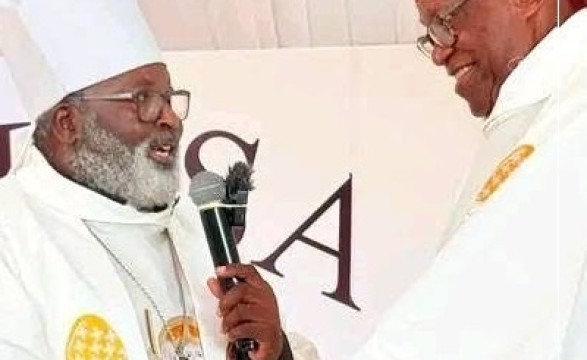 Arcebispo Emérito do Lubango homenageado pela IMBISA